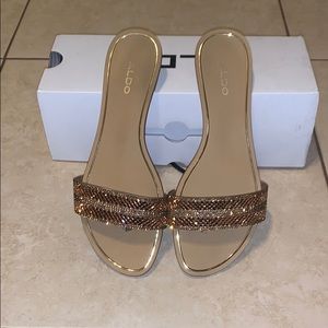 Aldo Sandals